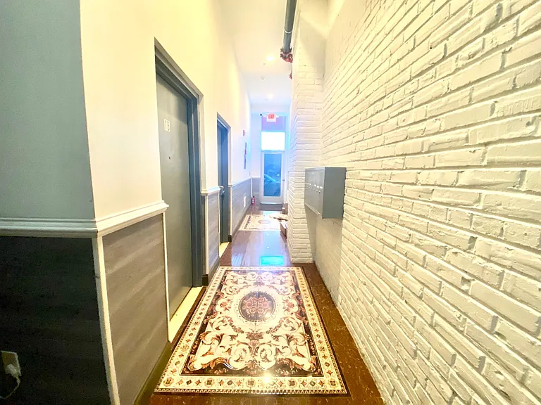 439 N 13th St #3E — Photo 23