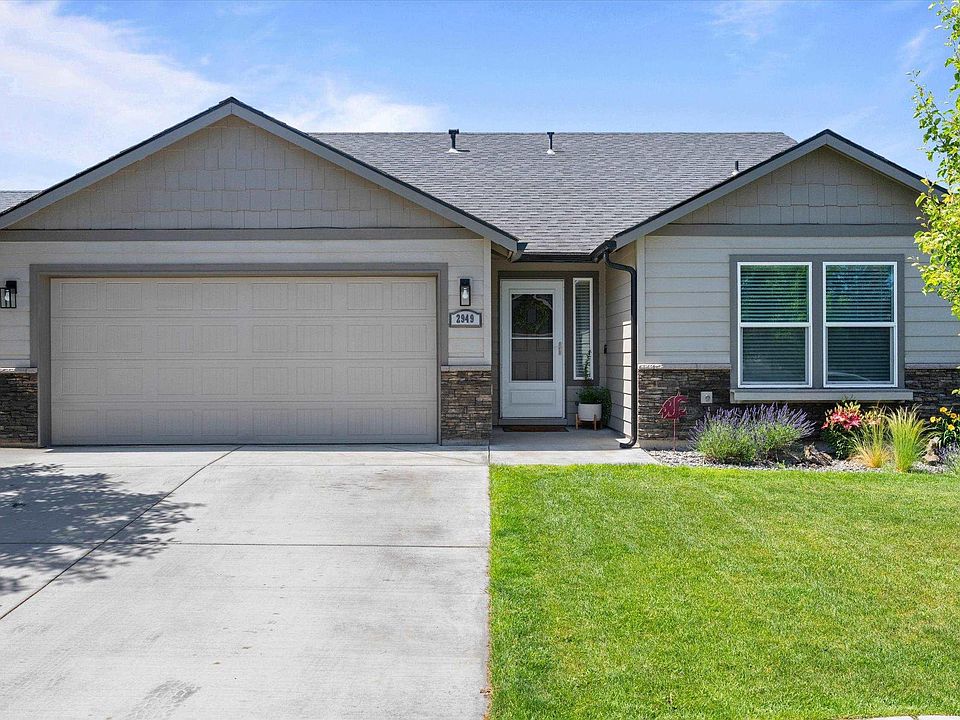 1st image of 2949 Leavenworth Ln