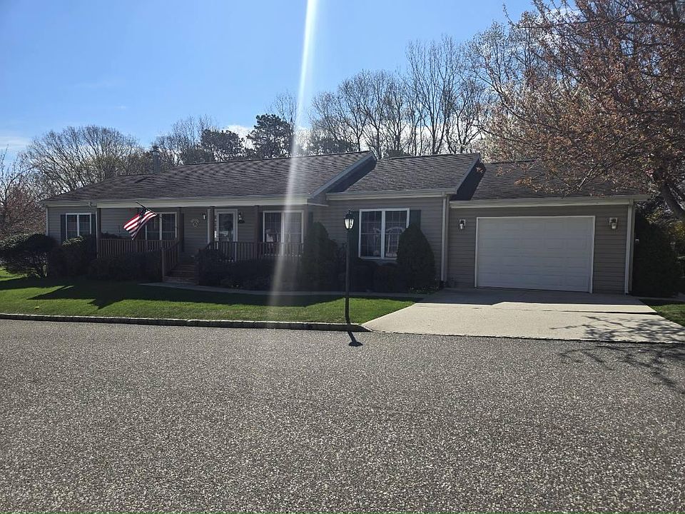 1st image of 1407-265 Middle Rd