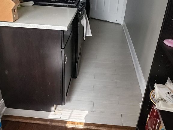 4th image of 1074 W Thorndale Ave #2K