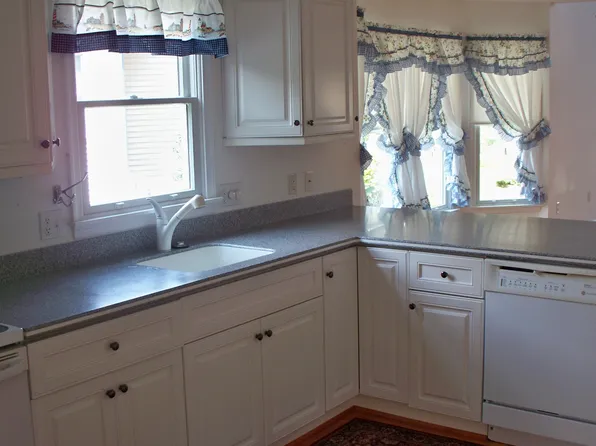 911 Farmdale Dr, Cape May, NJ 08204