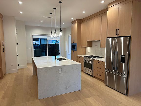 2nd image of 6991 Kerr St #1