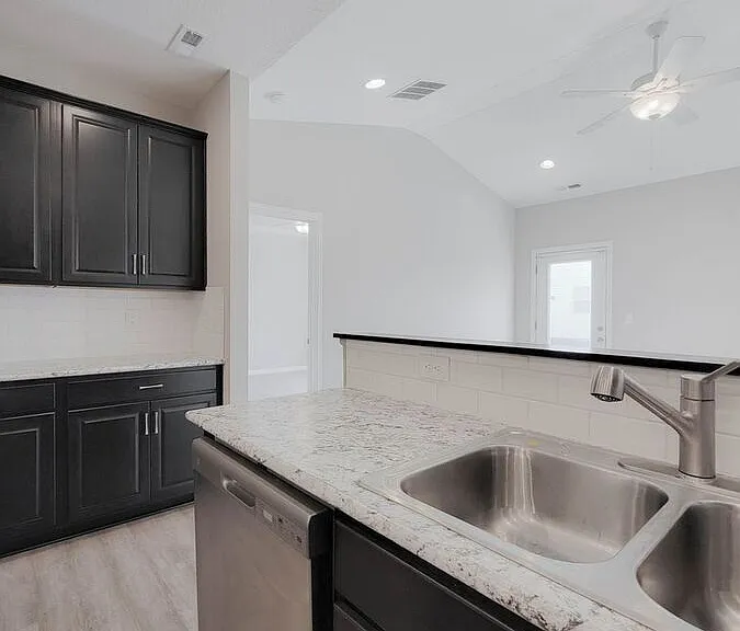3275 Shoal Way — Photo 10