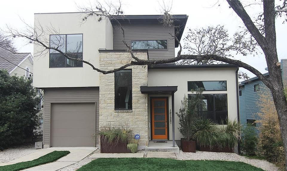 1st image of 1012 Harwood Pl