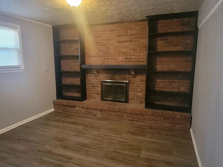 3545 Sundart Dr — Photo 9