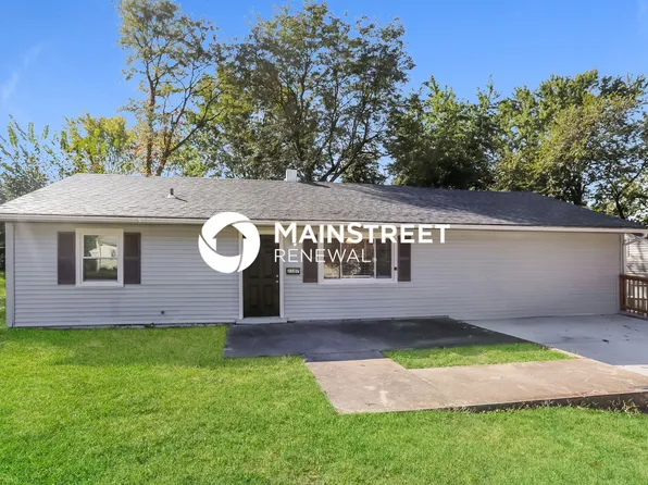 2307 NE 59th St, Gladstone, MO 64118