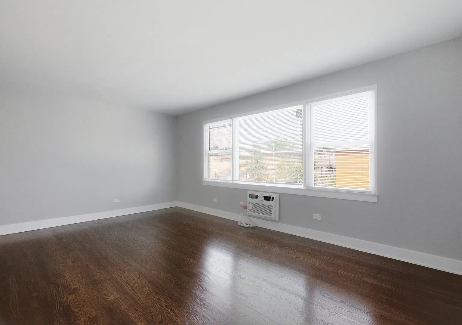 7900 S Merrill Ave — Photo 3