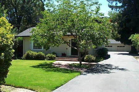 Vintage Alamo Home