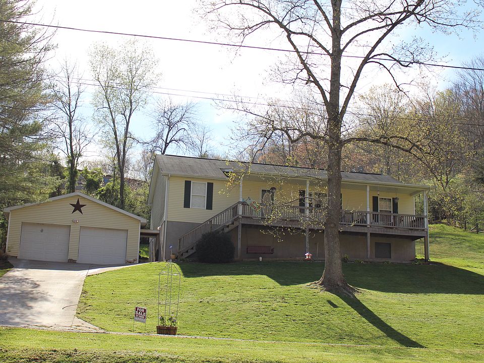 1st image of 65 Donna Dr