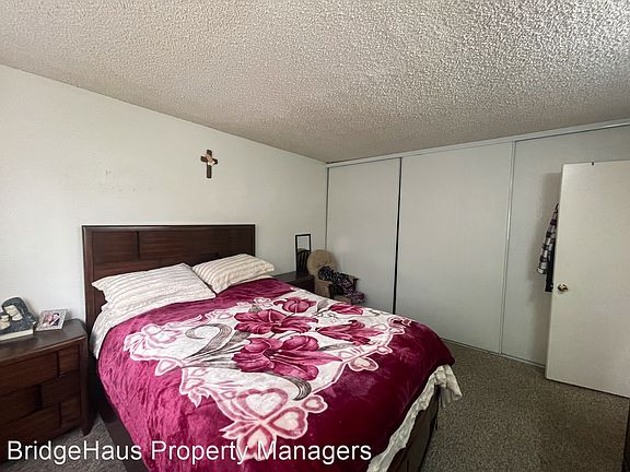 4th image of 449 S Mollison Ave APT 2