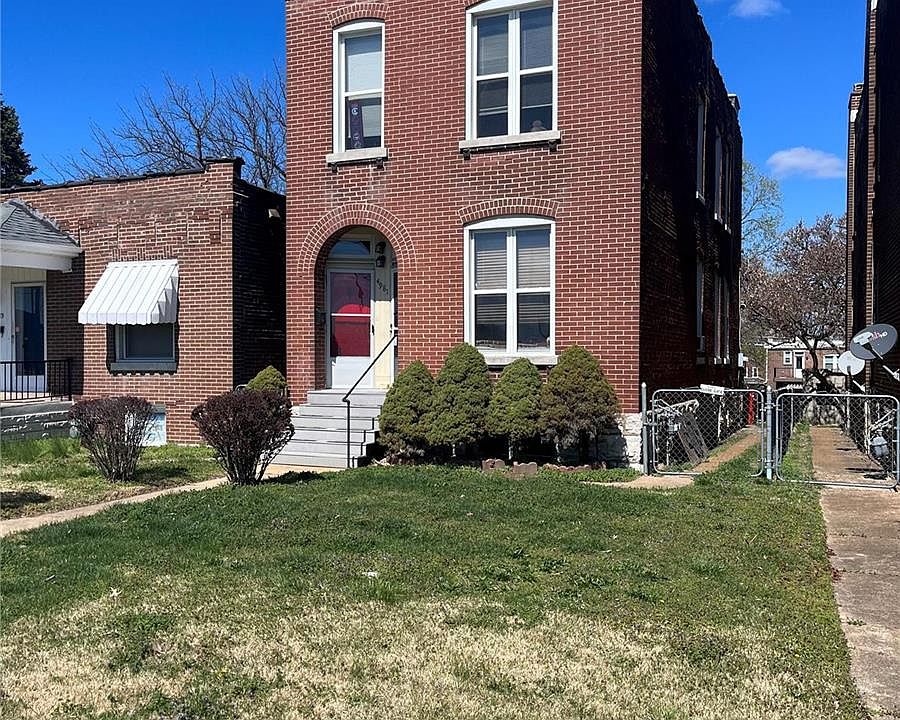 1st image of 4981 Arsenal St