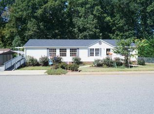 23 Raisinwood Dr, Simpsonville, SC 29681