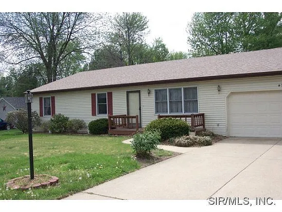 47 Grainey Dr photo 1