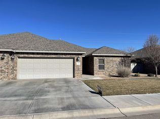 3 Solana Ln, Roswell, NM 88201