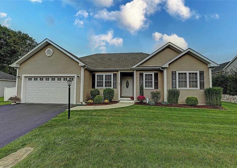 190 Old River Rd, Lincoln, RI 02865 Zillow