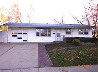 1819 Walnut St, St Charles, IL 60174