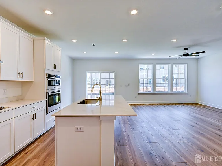 13 Griffin Ln — Photo 21