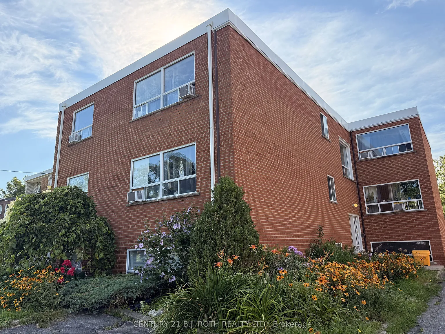 2 bed, $1,790 — Photo 1