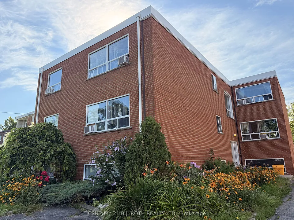 13 Queen St #1
