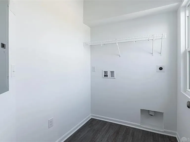 5239 Hazeltine Ln — Photo 17