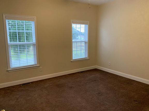 5th image of 1800 Bay St Unit 307