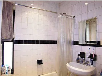 Rented by R New York