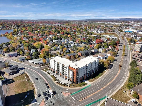 1333 Main St #414, Moncton, NB E1E 1G1