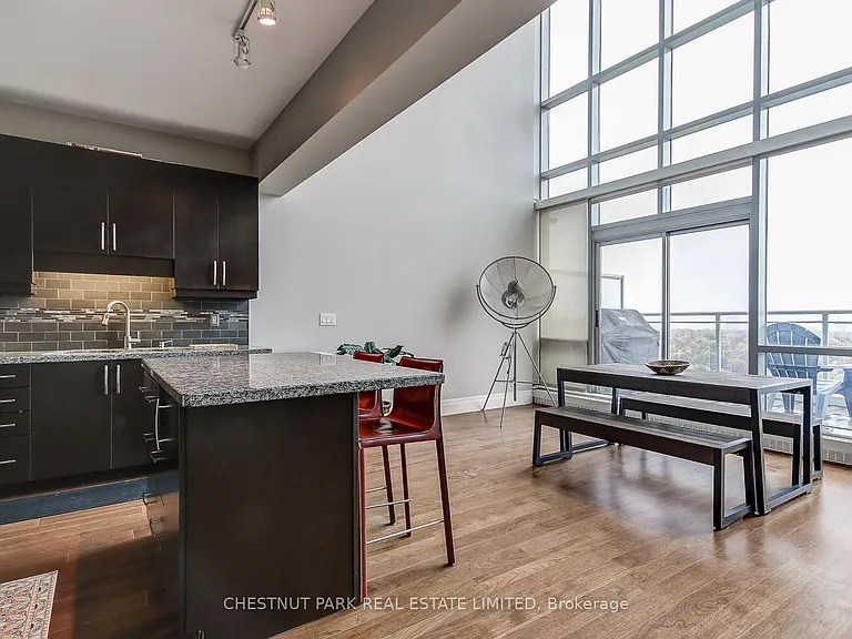 2 Fieldway Rd #Penthouse 05 — Photo 6