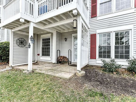 4th image of 2911 E South Woodstock St #5