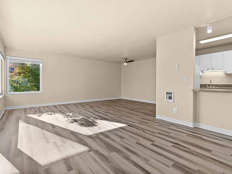 Bergen Apartments — Photo 12