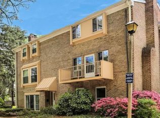 Fairfax Plaza Townhouse, Fairfax, VA 22031