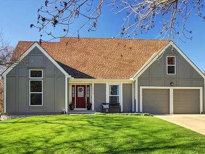 15224 Dearborn St, Overland Park, KS, 66223