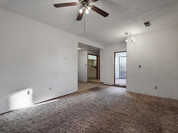 4th image of 913 5th St NW