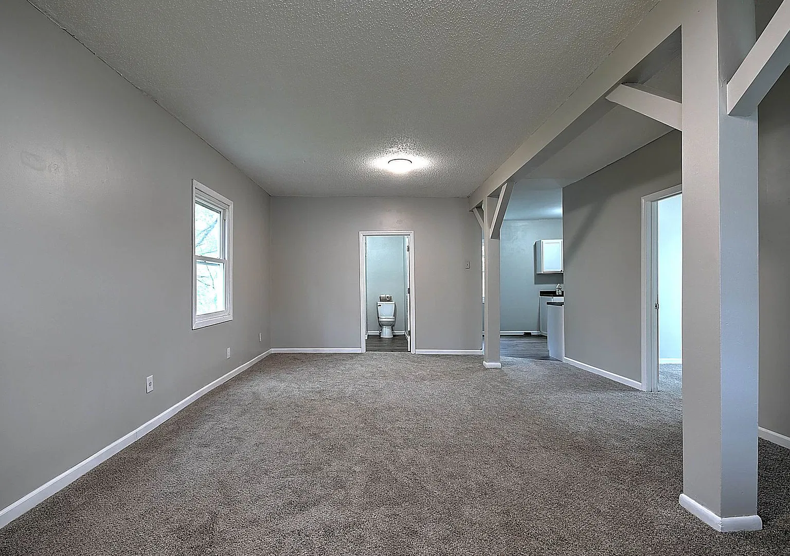 South McKee St , 635 — Photo 3