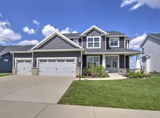 908 Declaration Dr, Savoy, IL 61874