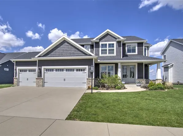 908 Declaration Dr, Savoy, IL 61874