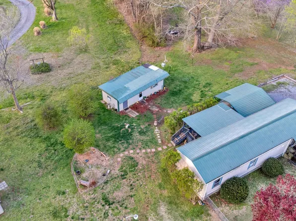 432 Crafton Rd, Portland, TN 37148