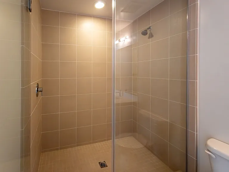 2926 Rowena Ave #2 — Photo 7