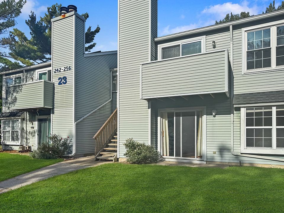 1st image of 250 Meadow Ridge Rd