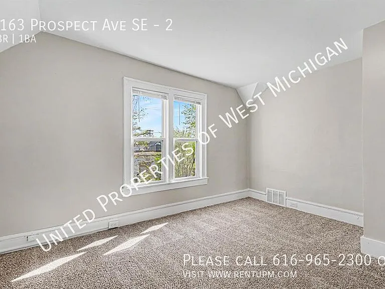 1163 Prospect Ave SE #2 — Photo 13