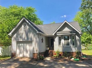 510 S Hamilton St, Eden, NC 27288