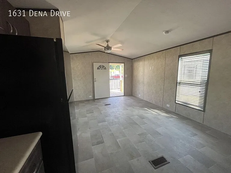 1631 Dena Dr — Photo 3