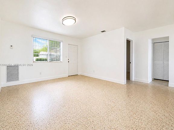 2nd image of 212 Northwest Blvd #214