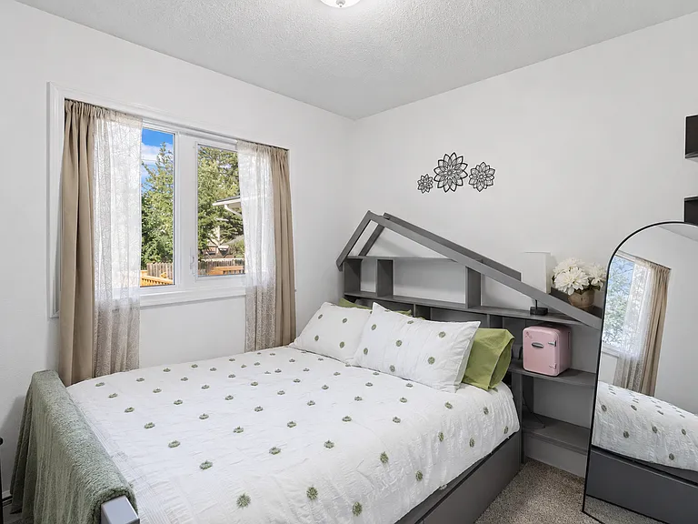 213 Bentley Dr — Photo 23