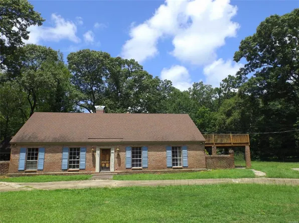 5961 Pineleaf Dr, Millbrook, AL 36054