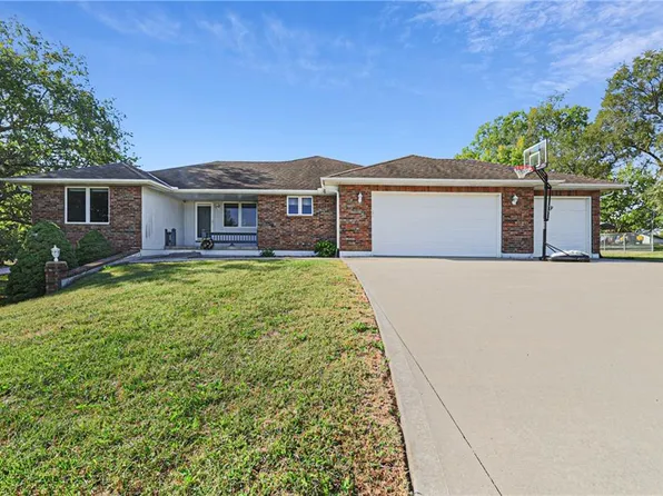 102 S Delaware St, Archie, MO 64725