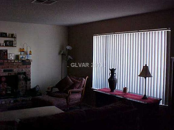 3rd image of 786 Fountain Hills Ave