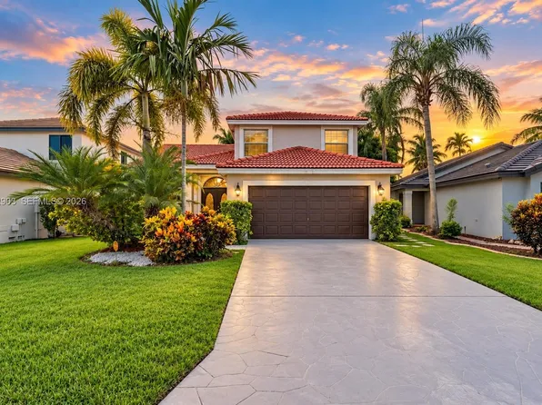 354 SW 183rd Way, Pembroke Pines, FL 33029