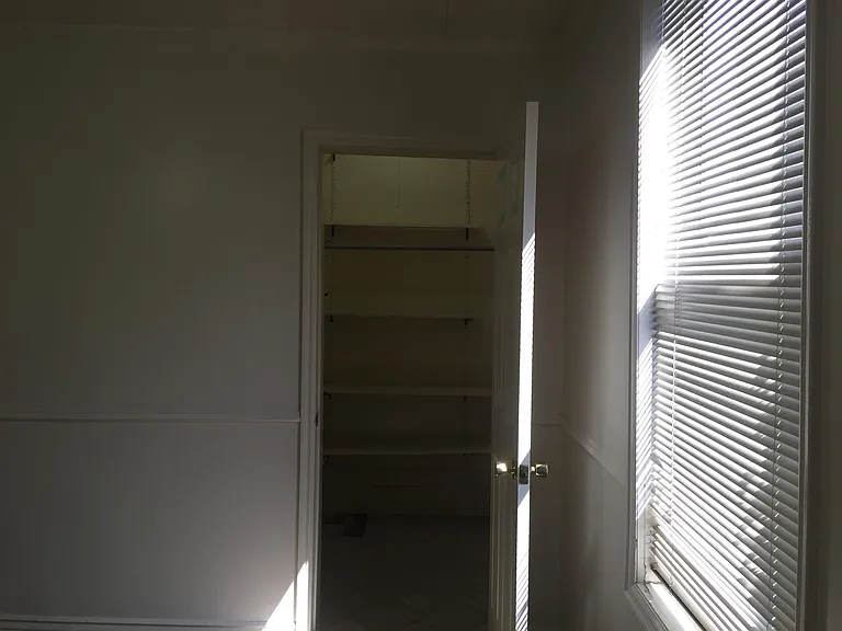 58 W 300 N — Photo 4
