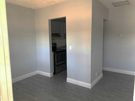 2nd image of 105 SW 5th Ave #3